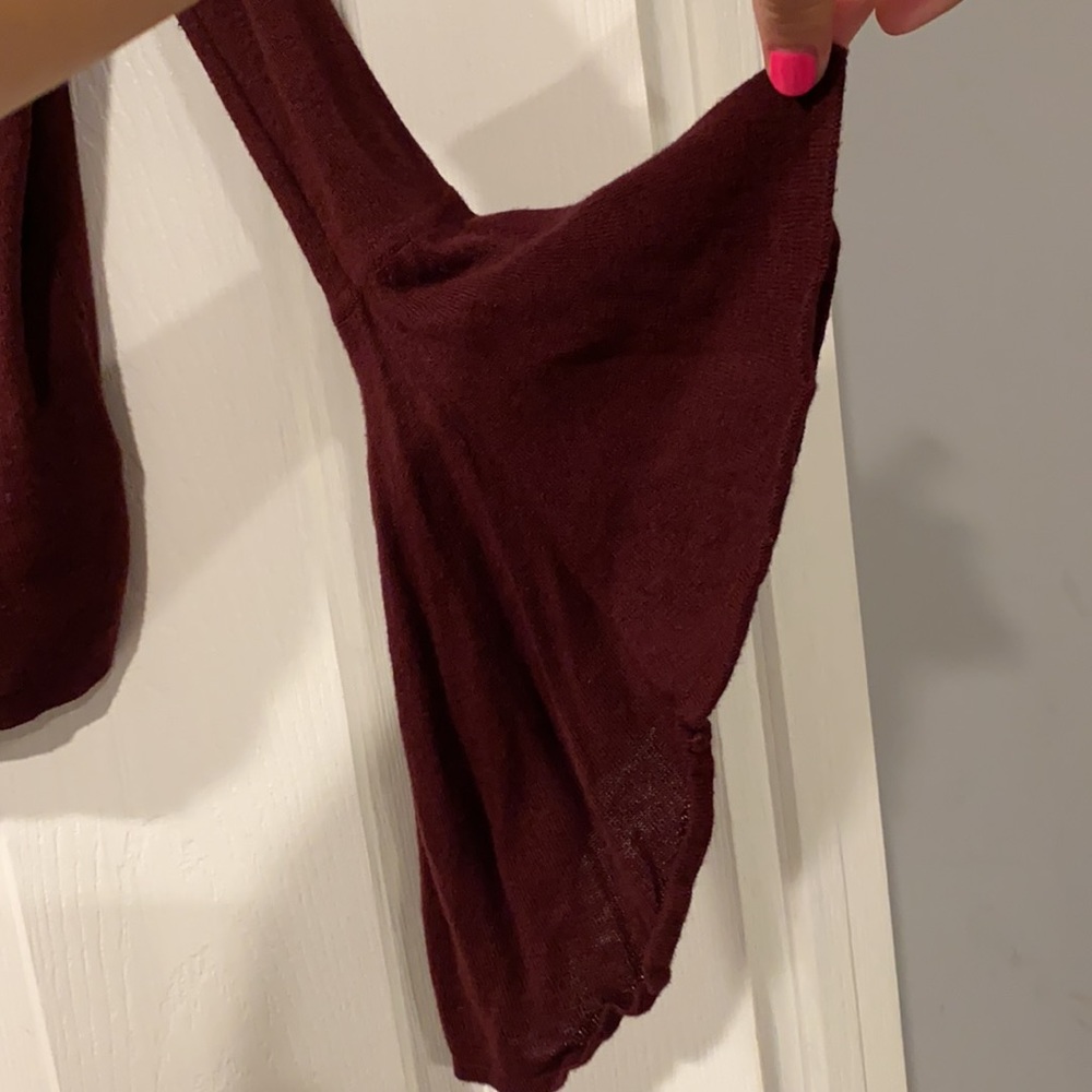 Express Sweater - Picture 3 of 3